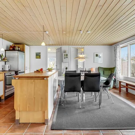 Nice In With 3 Bedrooms And Wifi Ferienhaus *