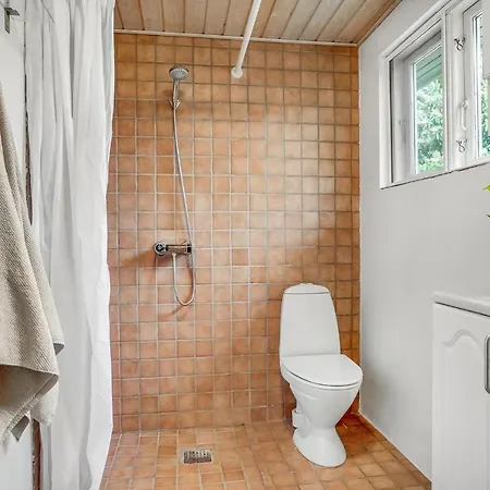 Nice In With 3 Bedrooms And Wifi *